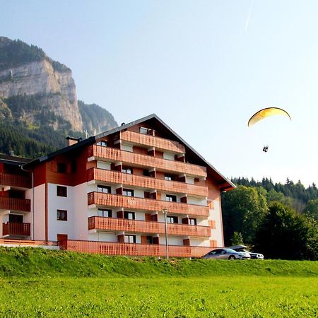 Appartement Confortable A Thollon-Les-Memises Avec Vue ภายนอก รูปภาพ