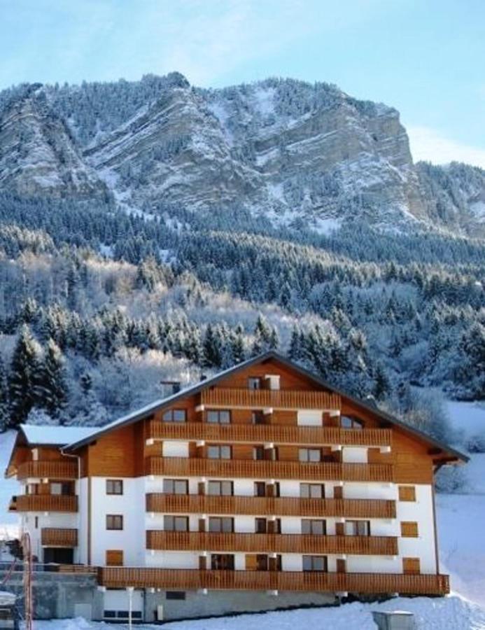 Appartement Confortable A Thollon-Les-Memises Avec Vue ภายนอก รูปภาพ